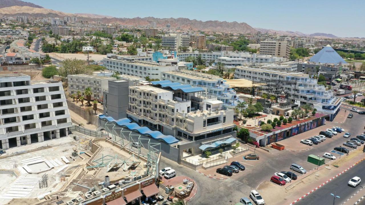 Hi - * Eilat